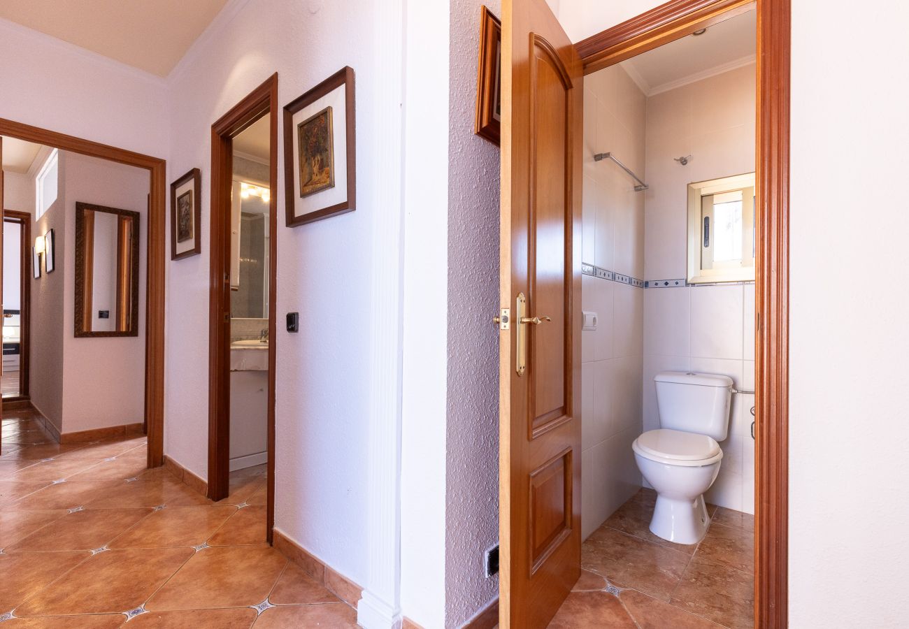 Apartamento en La Pineda - NEIA