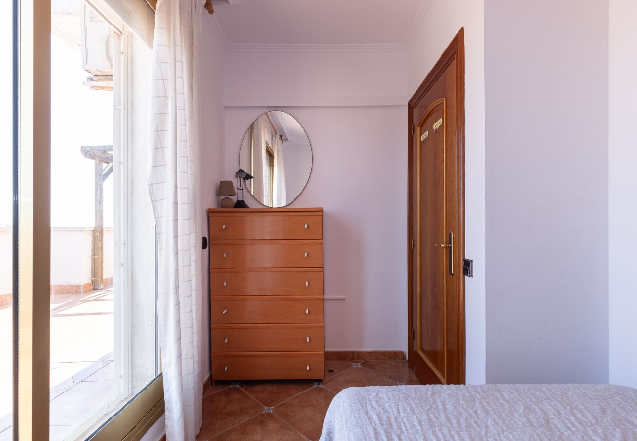 Apartamento en La Pineda - NEIA