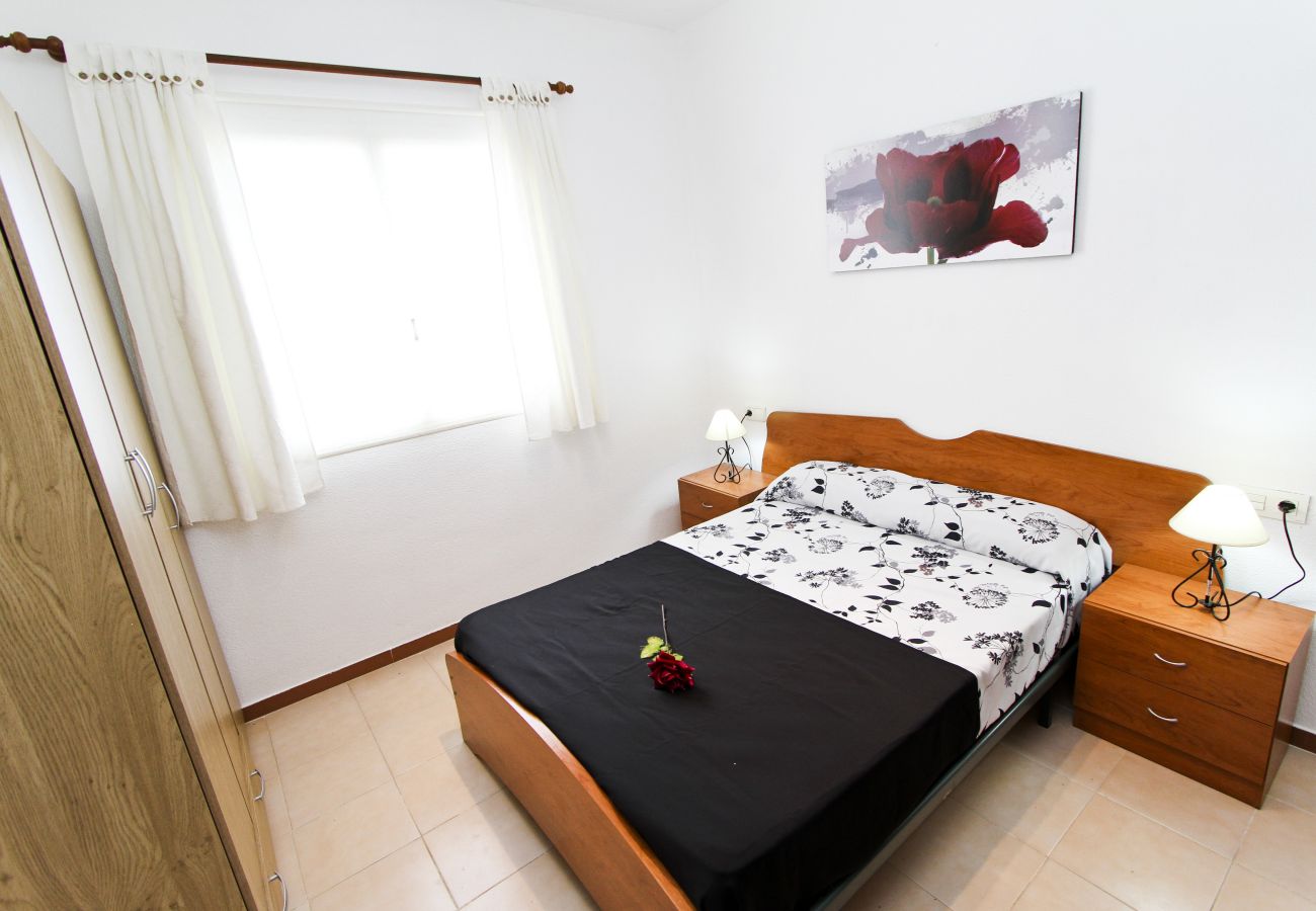 Alquiler apartamento para vacaciones en La Pineda. Cama Doble P.PRIMA3