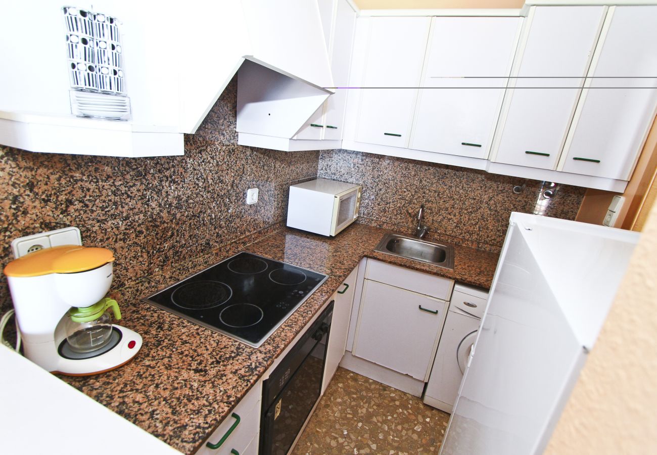 Apartamento centro Salou cerca de la playa. Cocina PARADIS1