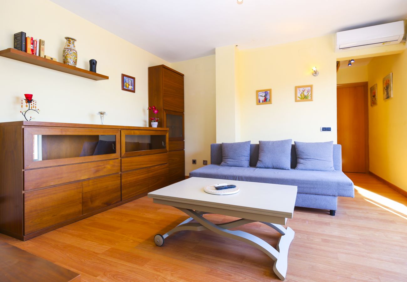 Apartamento en La Pineda - TECAVI