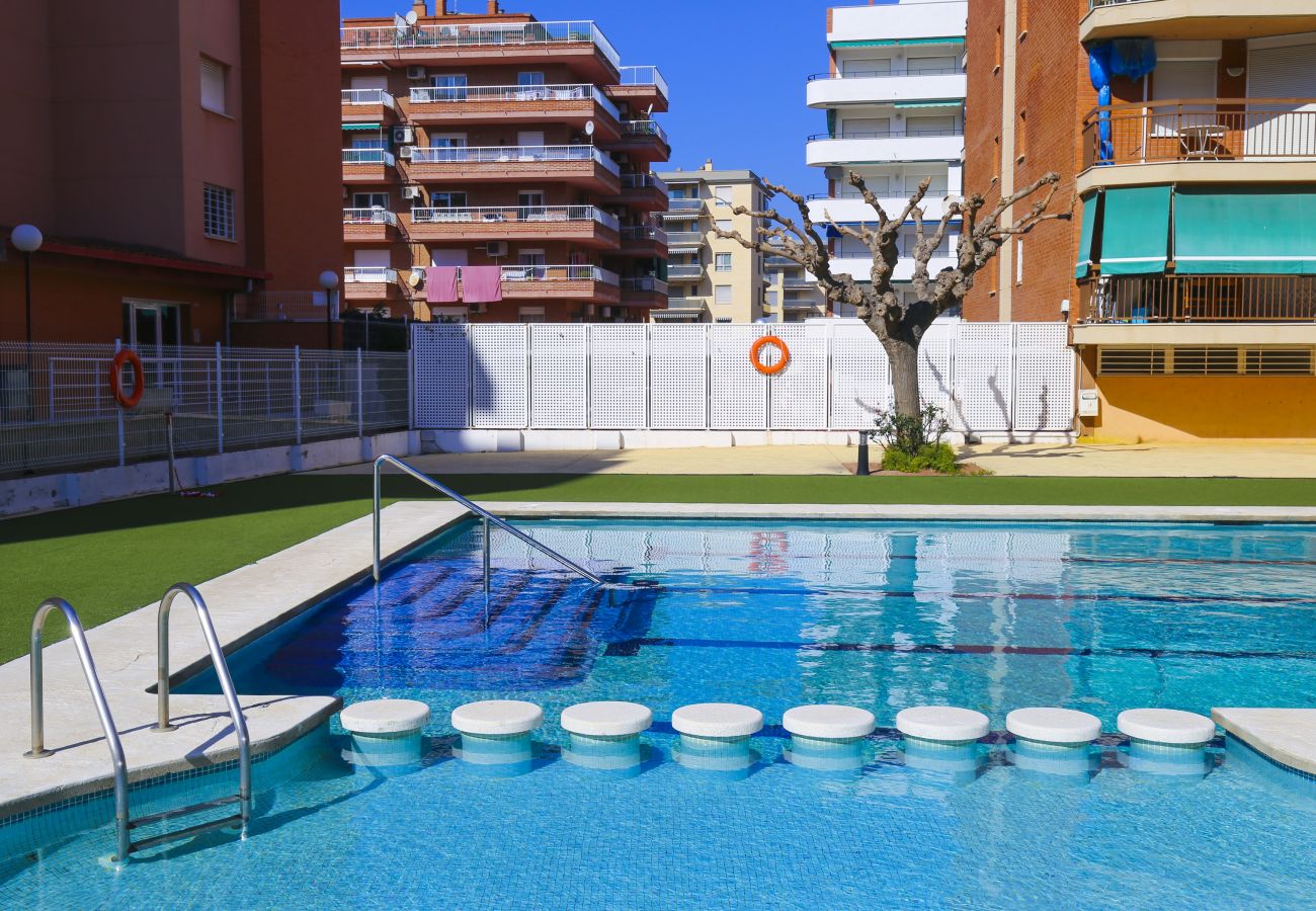 Apartamento en La Pineda - TECAVI