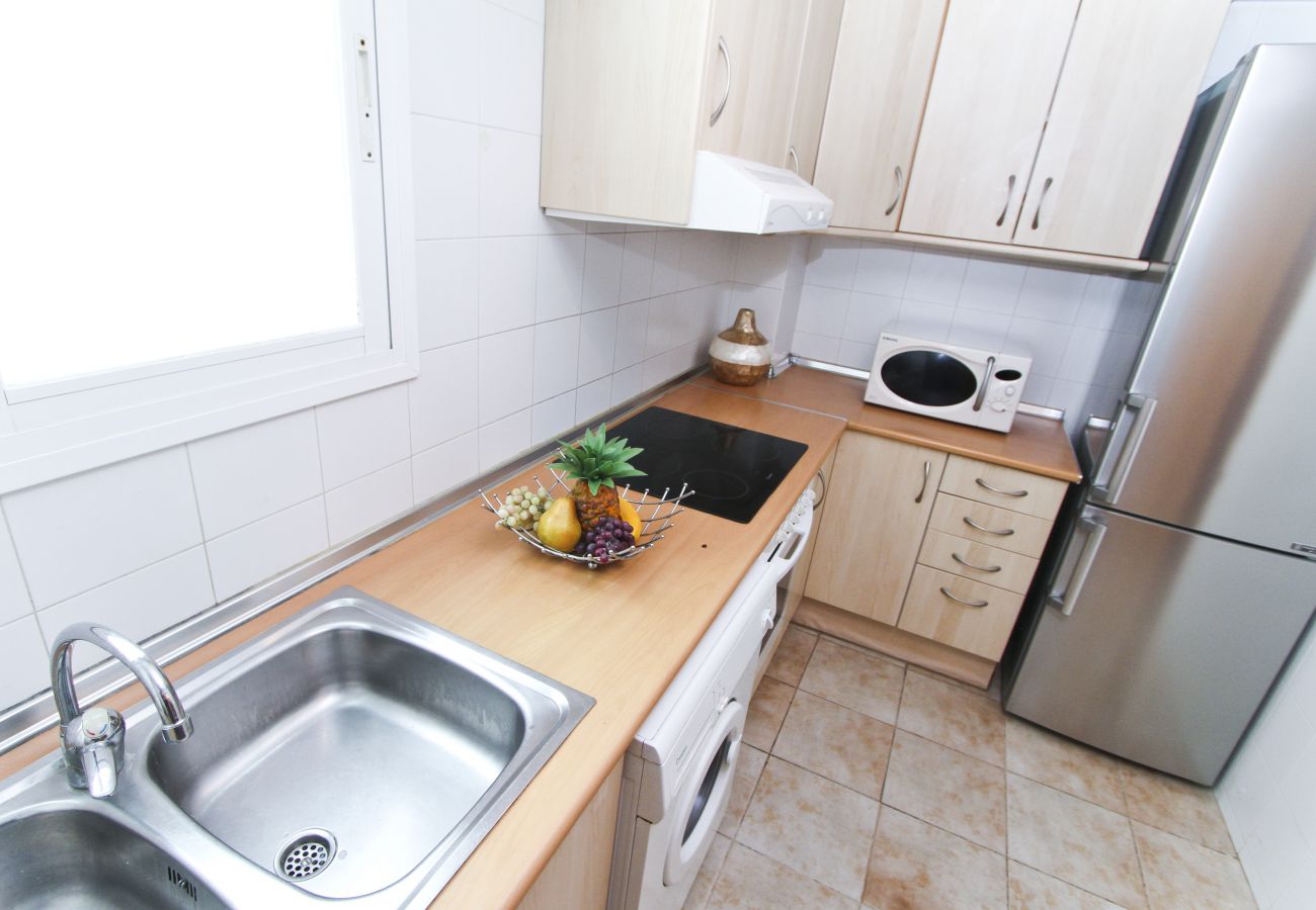 Apartamento en complejo Alto Standing La Pineda. Cocina ROMANA