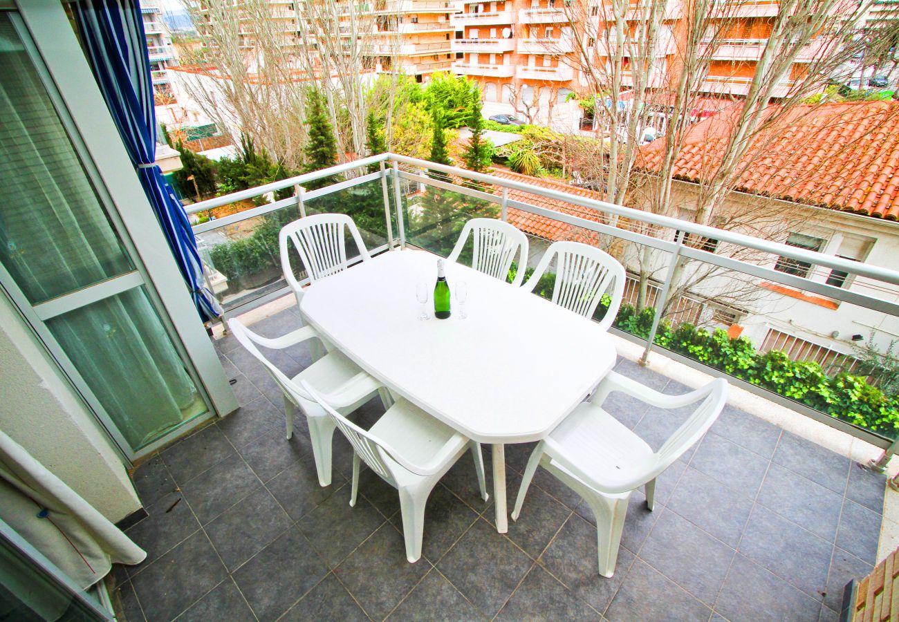 Apartamento en La Pineda - ROURA