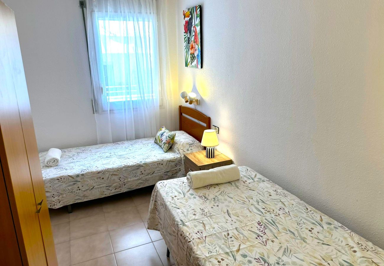 Apartamento en La Pineda - BAHIA