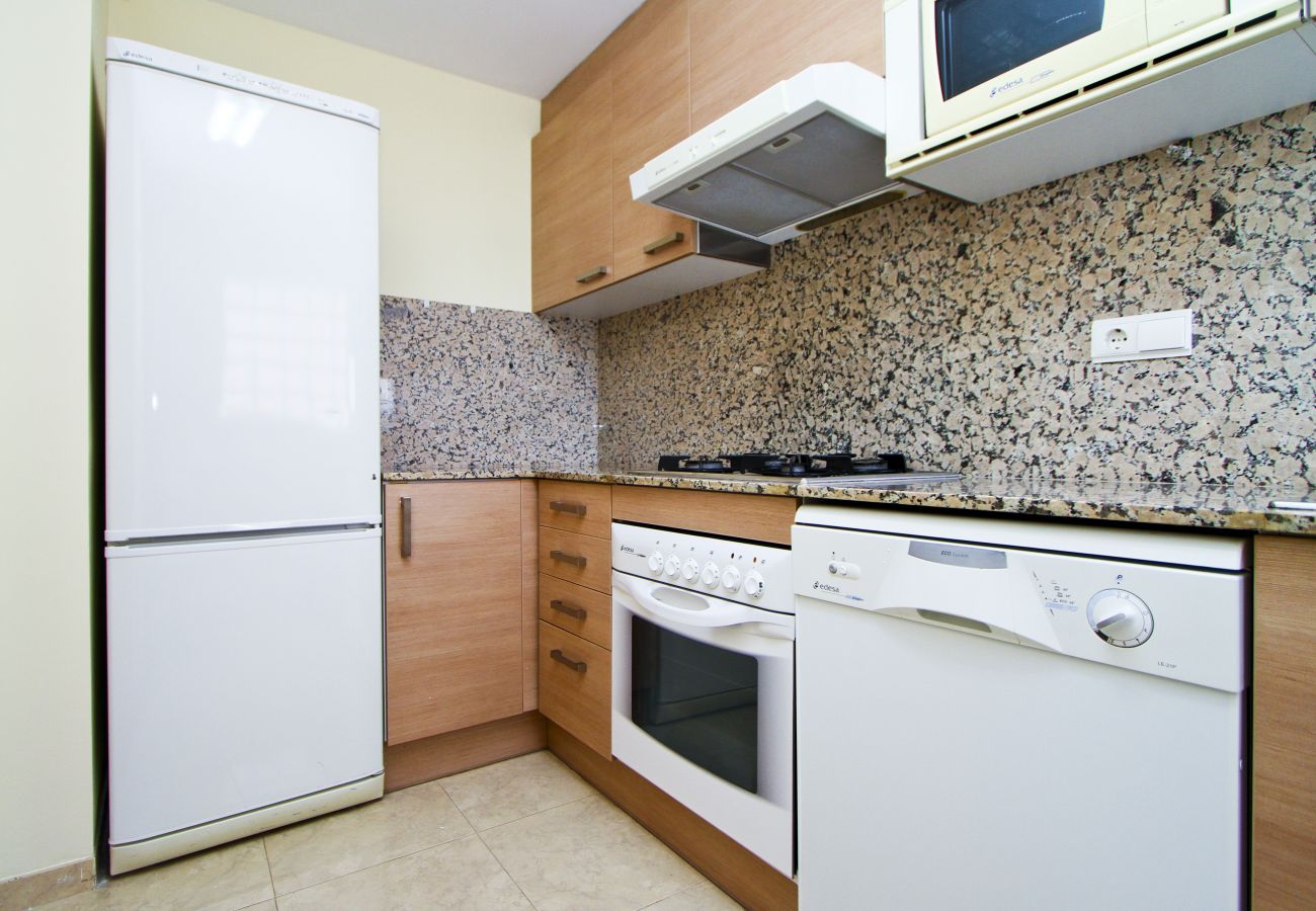 Apartamento en La Pineda - ROURA 2