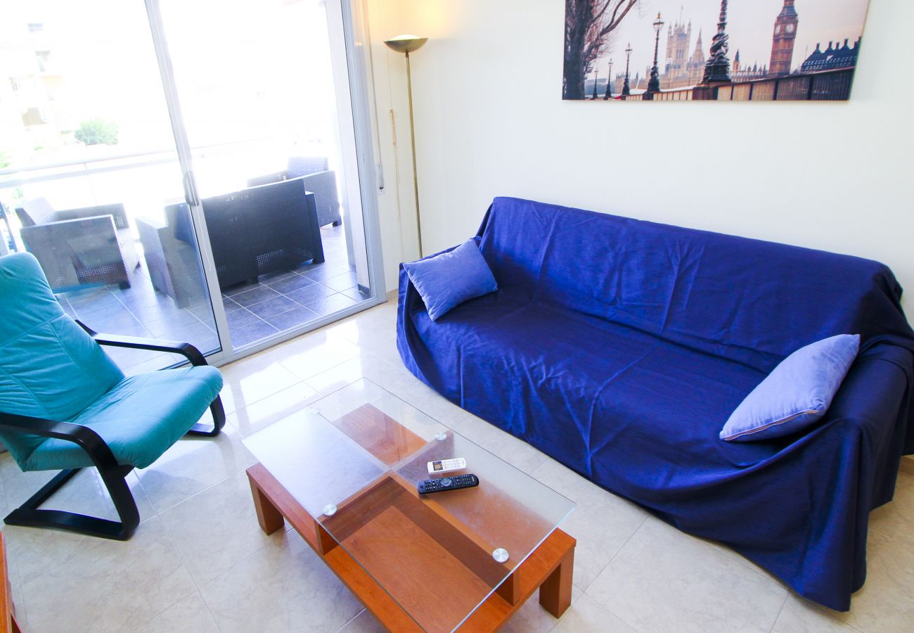 Apartamento en La Pineda - ROURA 2