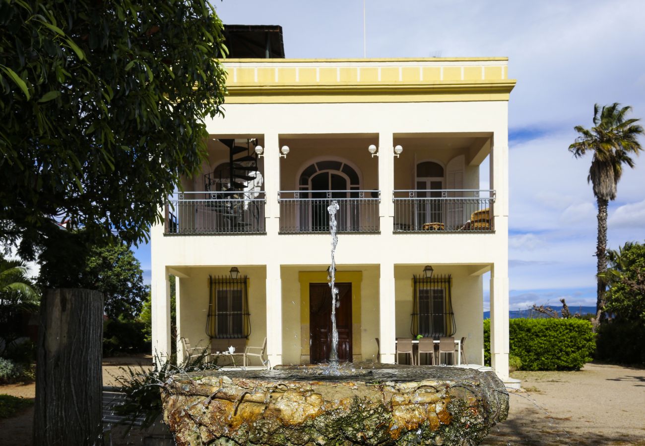 Villa en Vila Seca - COLONIAL VILLA