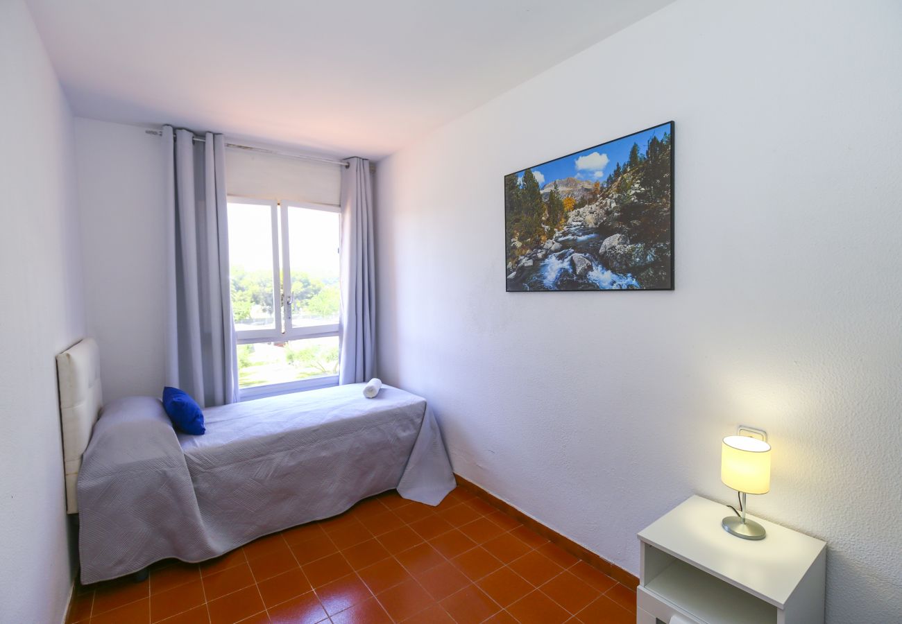 Apartamento en La Pineda - DELFINES