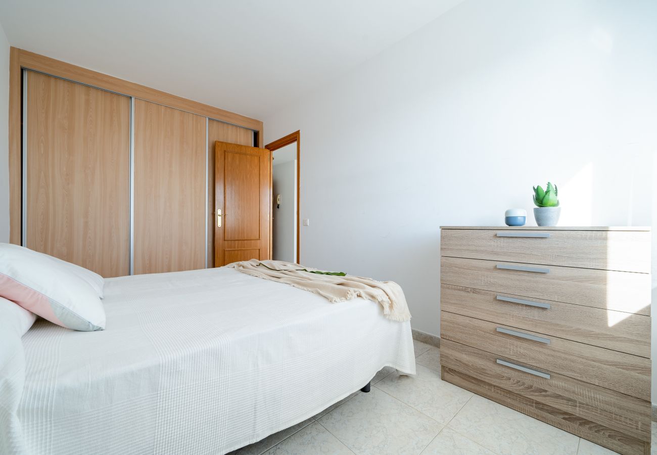 Apartamento en La Pineda - AQUAMARINA COMPLEX