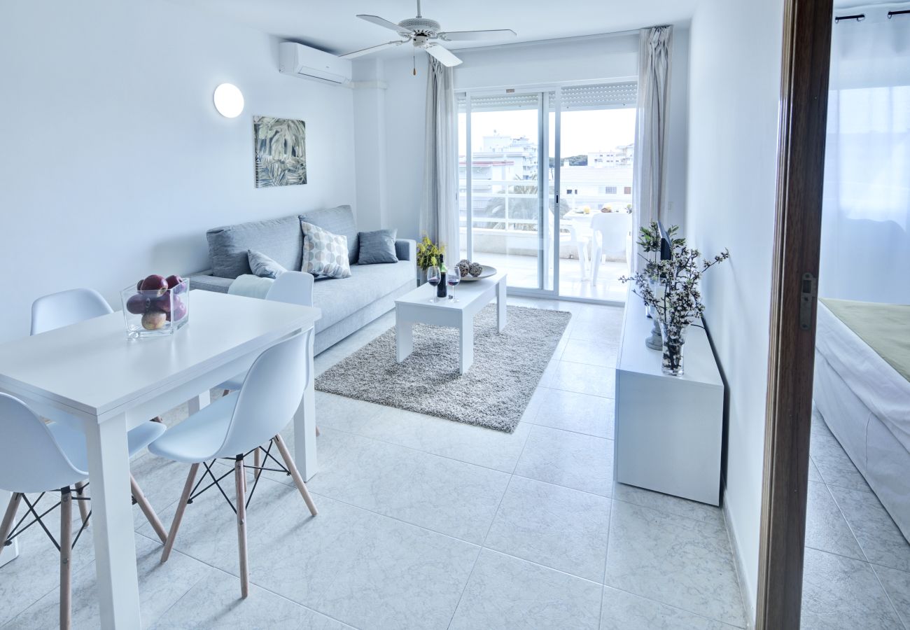 Apartamento en La Pineda - AQUAMARINA COMPLEX