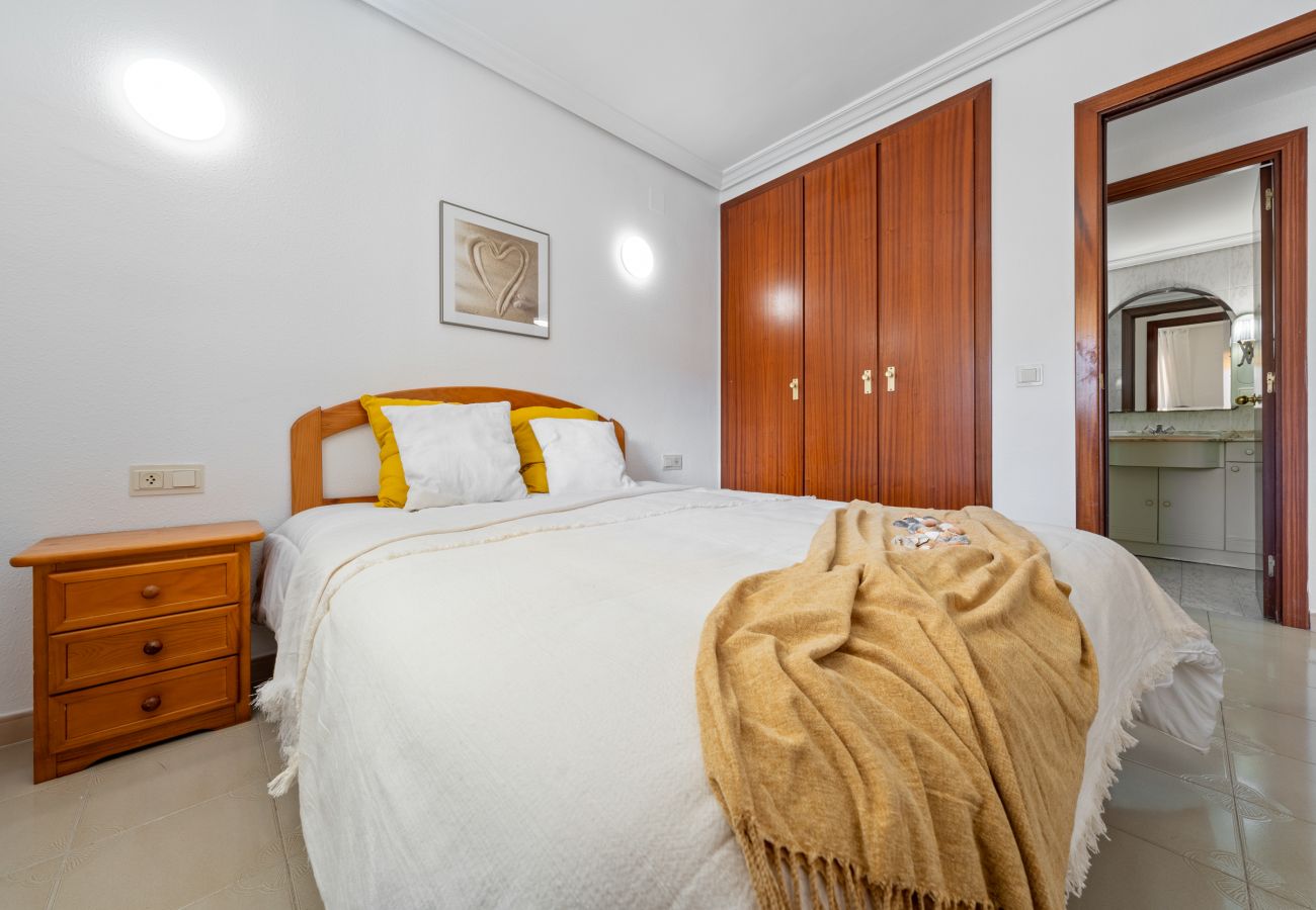 Apartamento en La Pineda - ALBENIZ Apartments