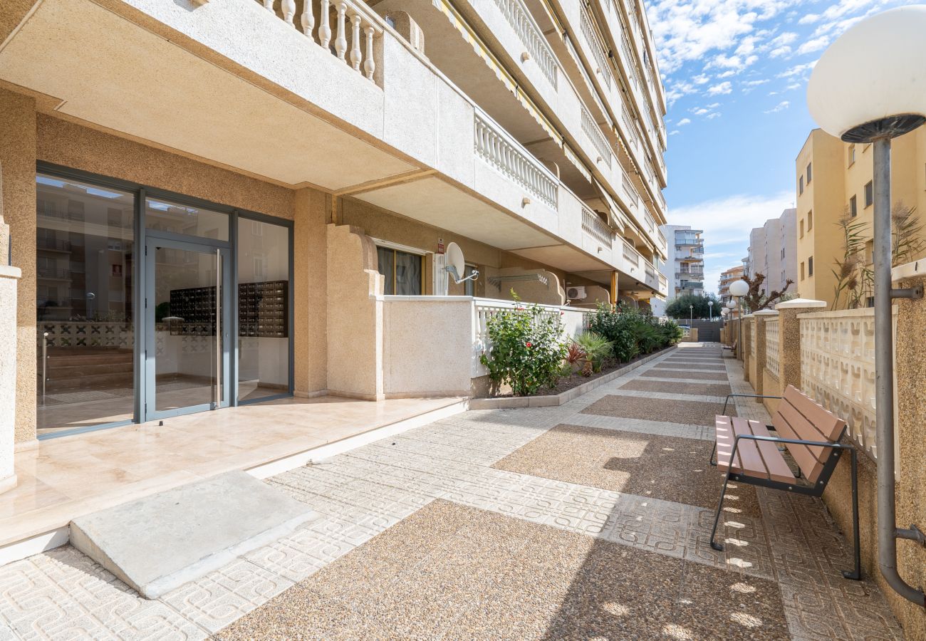 Apartamento en La Pineda - ALBENIZ Apartments