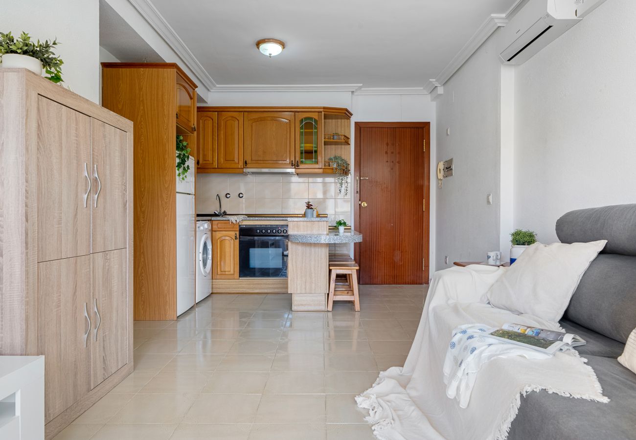 Apartamento en La Pineda - ALBENIZ Apartments