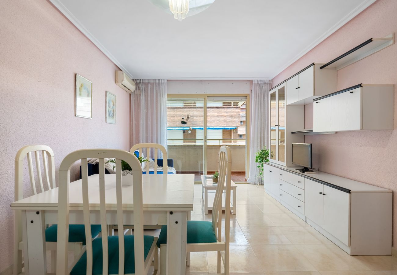 Apartamento en La Pineda - PARADIS PARK