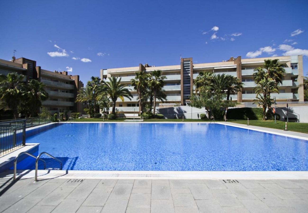 Alquiler Piso Alto Standing Salou - Piscina Exterior AQUARIA