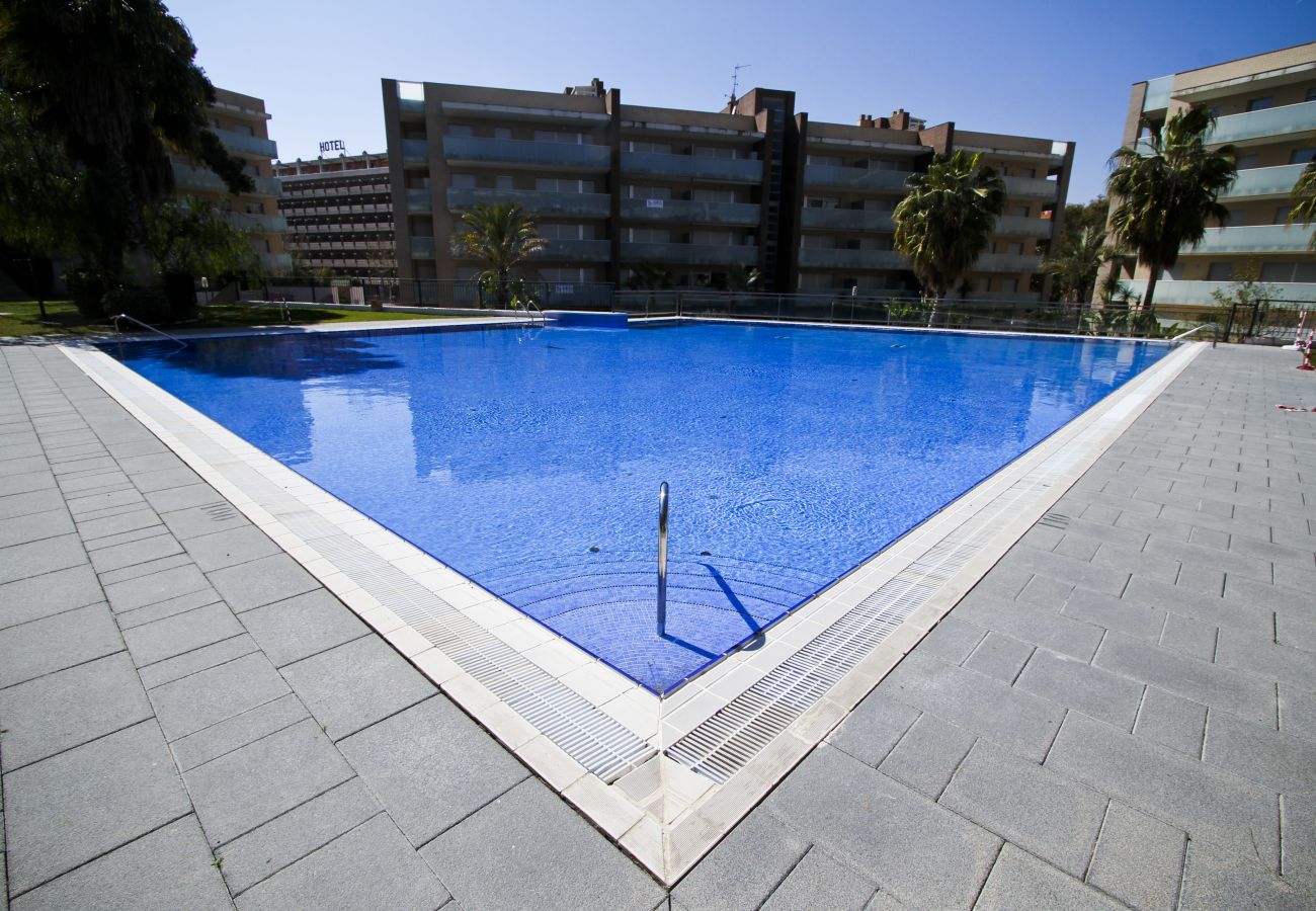 Alquiler Piso Alto Standing Salou - Piscina Exterior AQUARIA