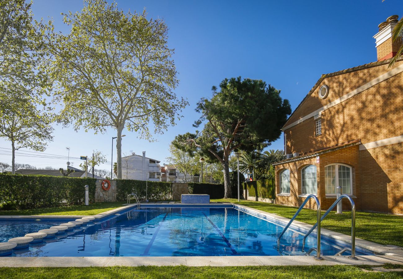 House in Cambrils - OXFOR