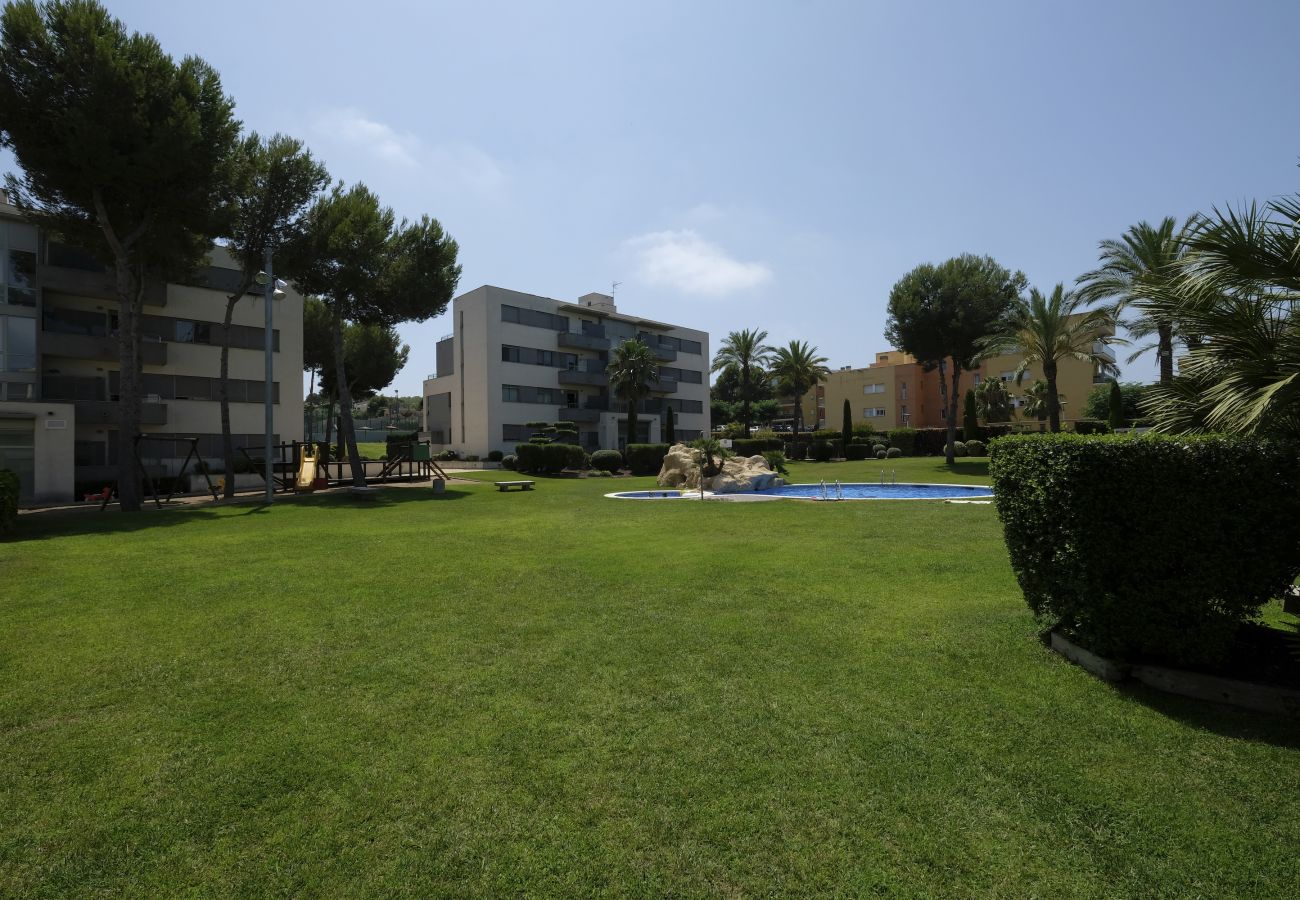 Apartment in Salou - J TRAMUNTANA