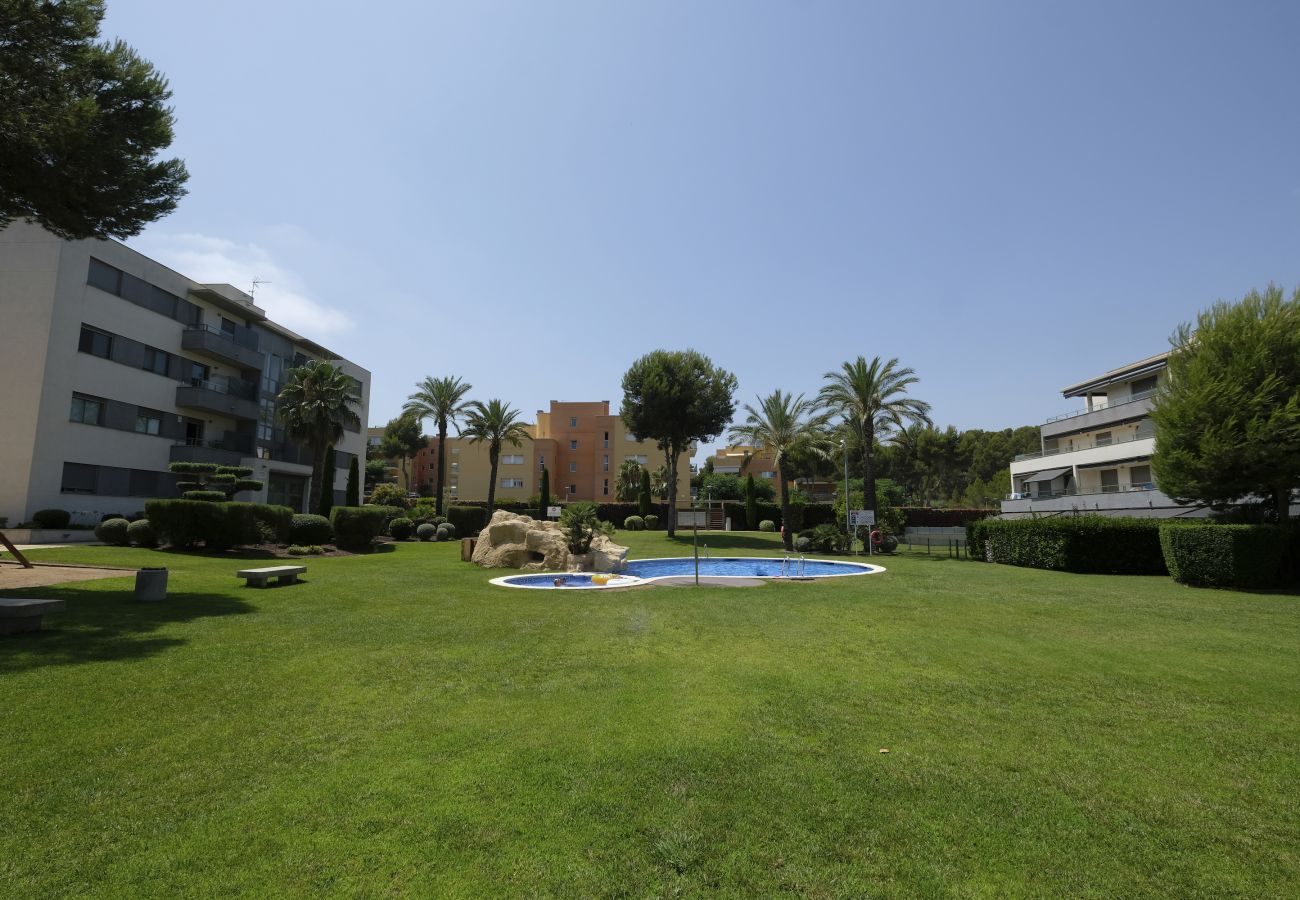 Apartment in Salou - J TRAMUNTANA