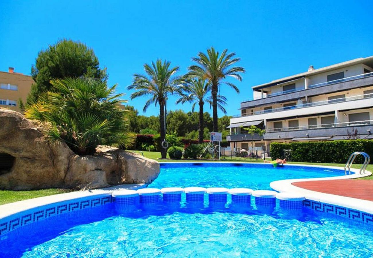 Apartment in Salou - J TRAMUNTANA