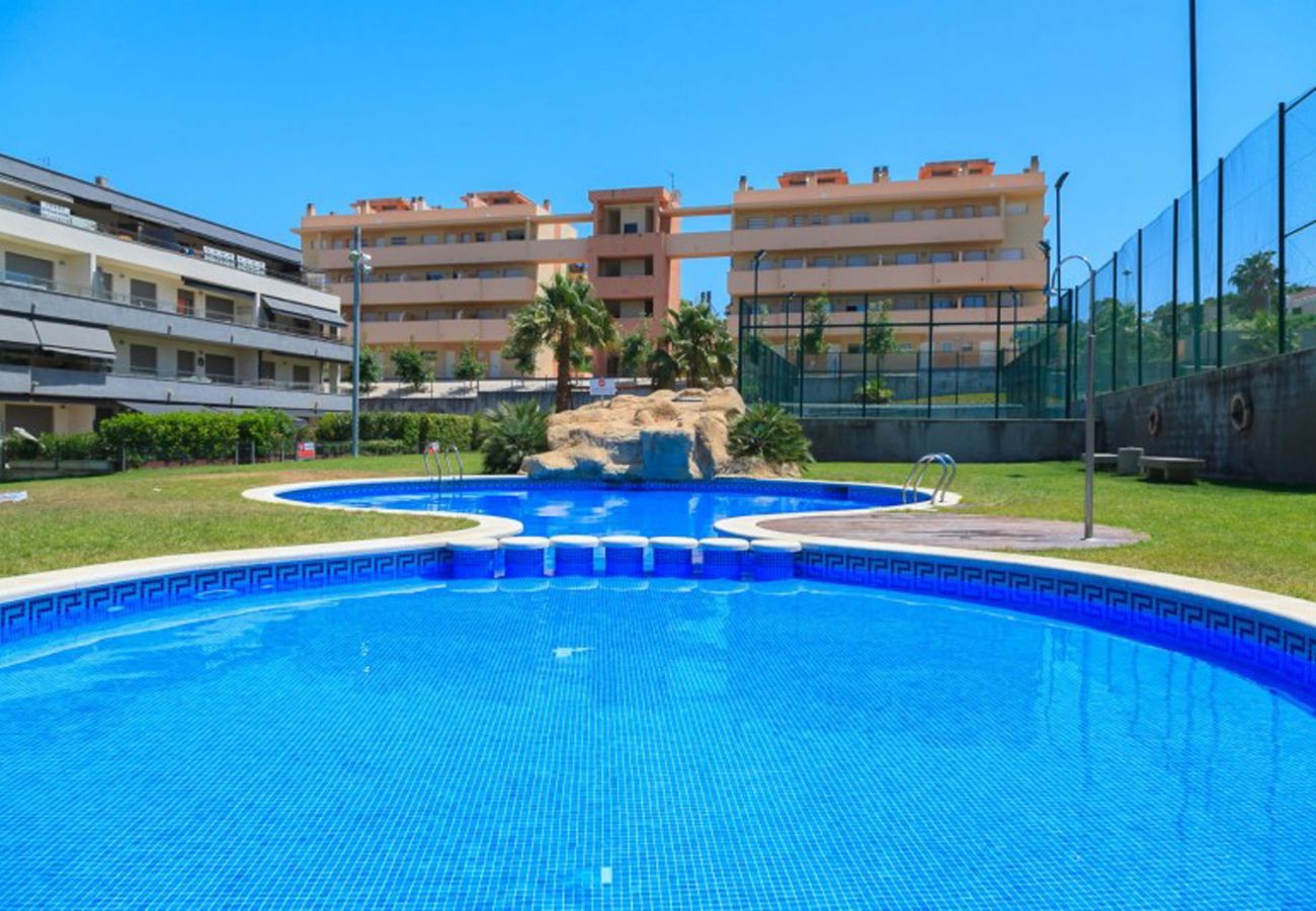 Apartment in Salou - J TRAMUNTANA