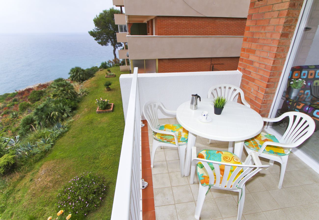 Apartment in Salou - CABO MENOR 2