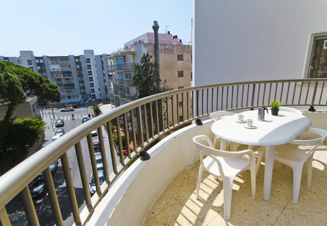 Apartment in Salou - EUCALYPTUS