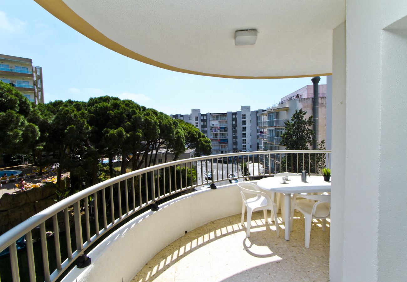 Apartment in Salou - EUCALYPTUS