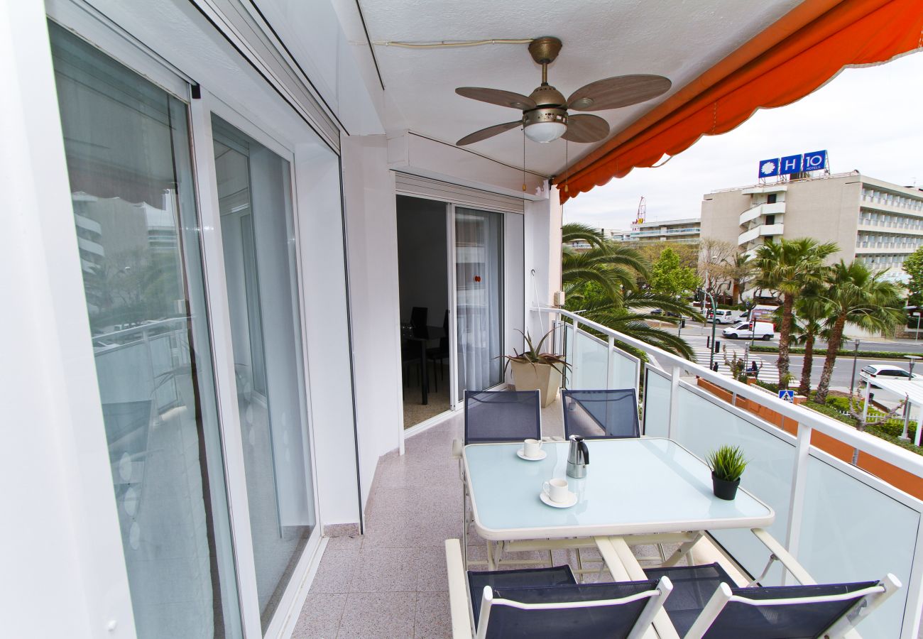 Apartment in Salou - OKSANA