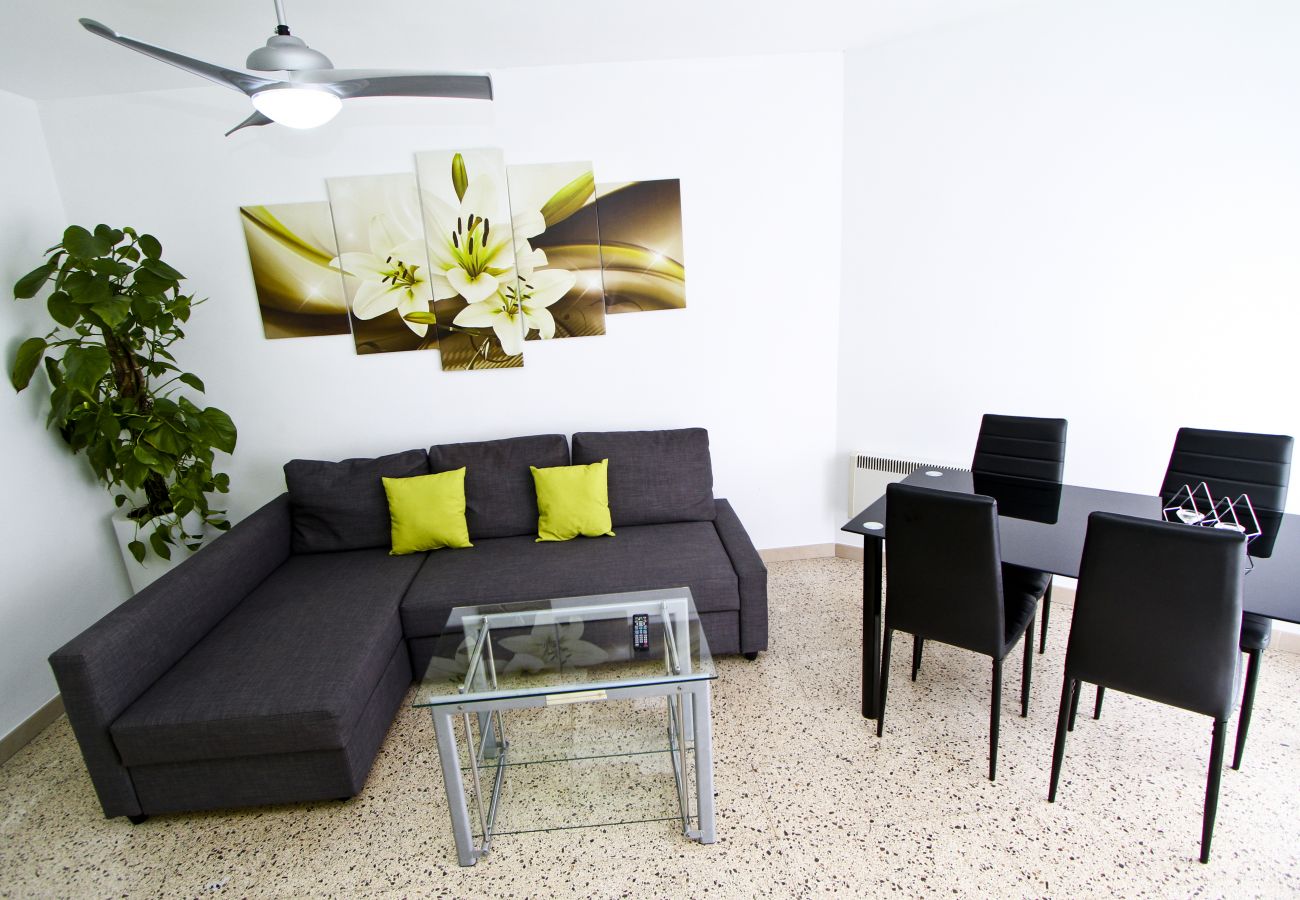 Apartment in Salou - OKSANA