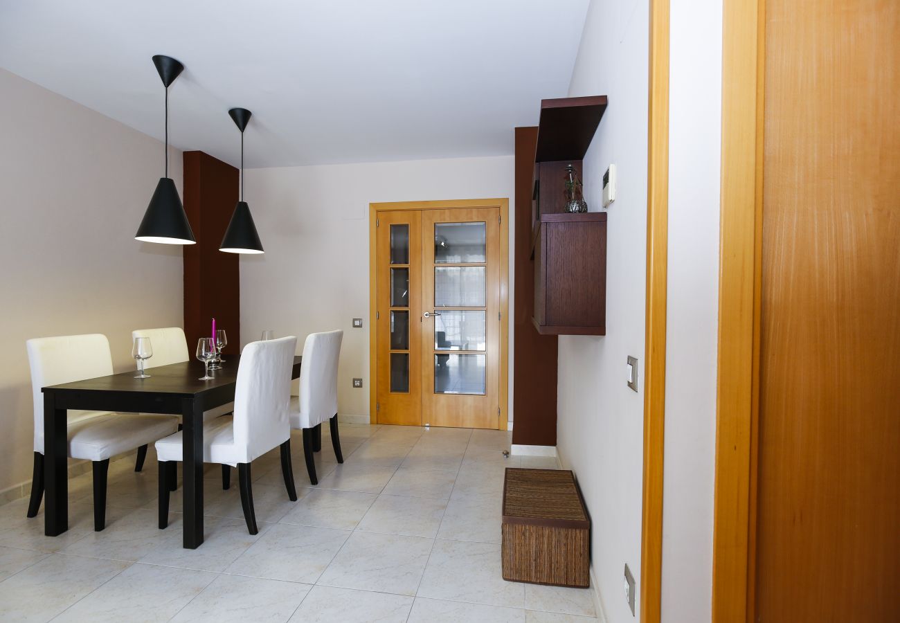 Apartment in La Pineda - MALDIVAS