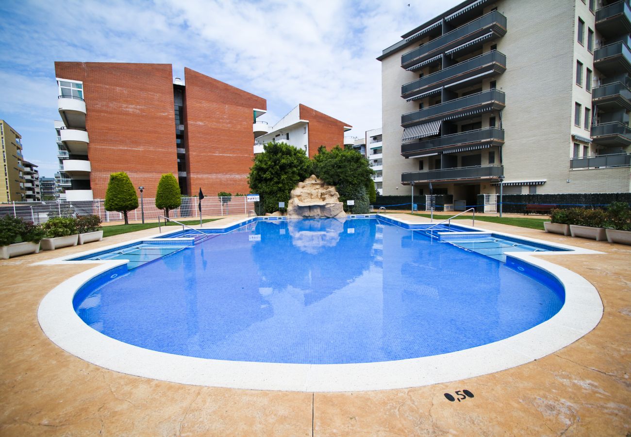 Apartment in La Pineda - MALDIVAS