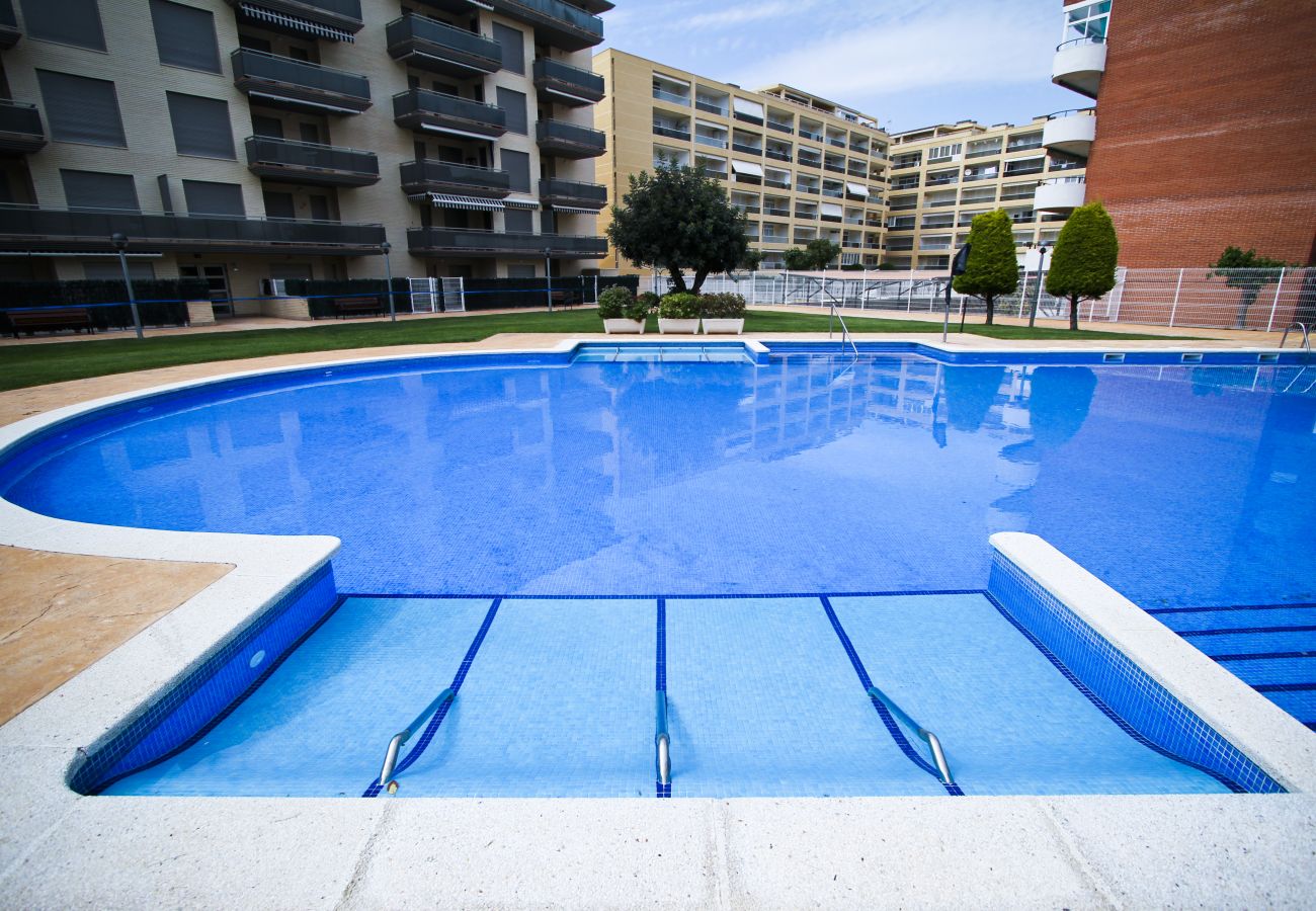 Apartment in La Pineda - MALDIVAS