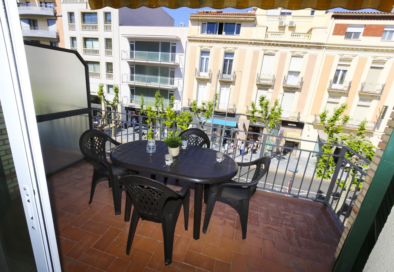 Apartment in Salou - QUEENS 2A