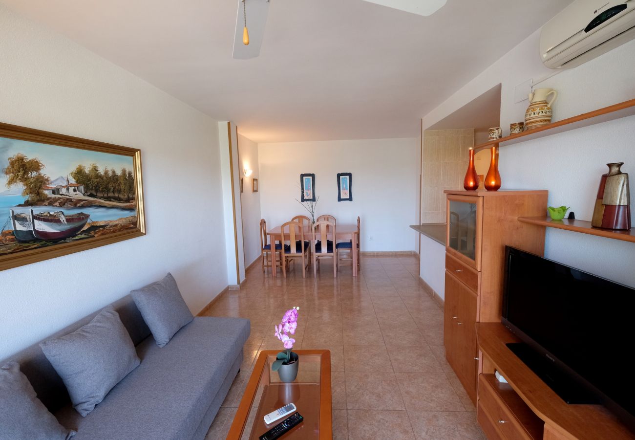 Apartment in La Pineda - LOS RISCOS 2