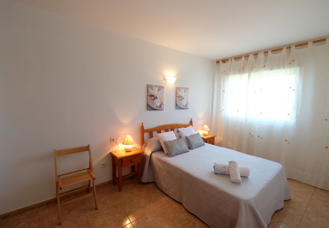 Apartment in La Pineda - LOS RISCOS 2