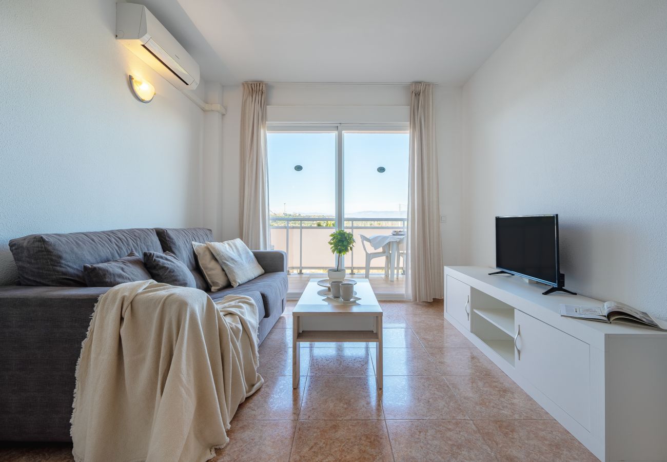 Apartment in La Pineda - LOS RISCOS 2