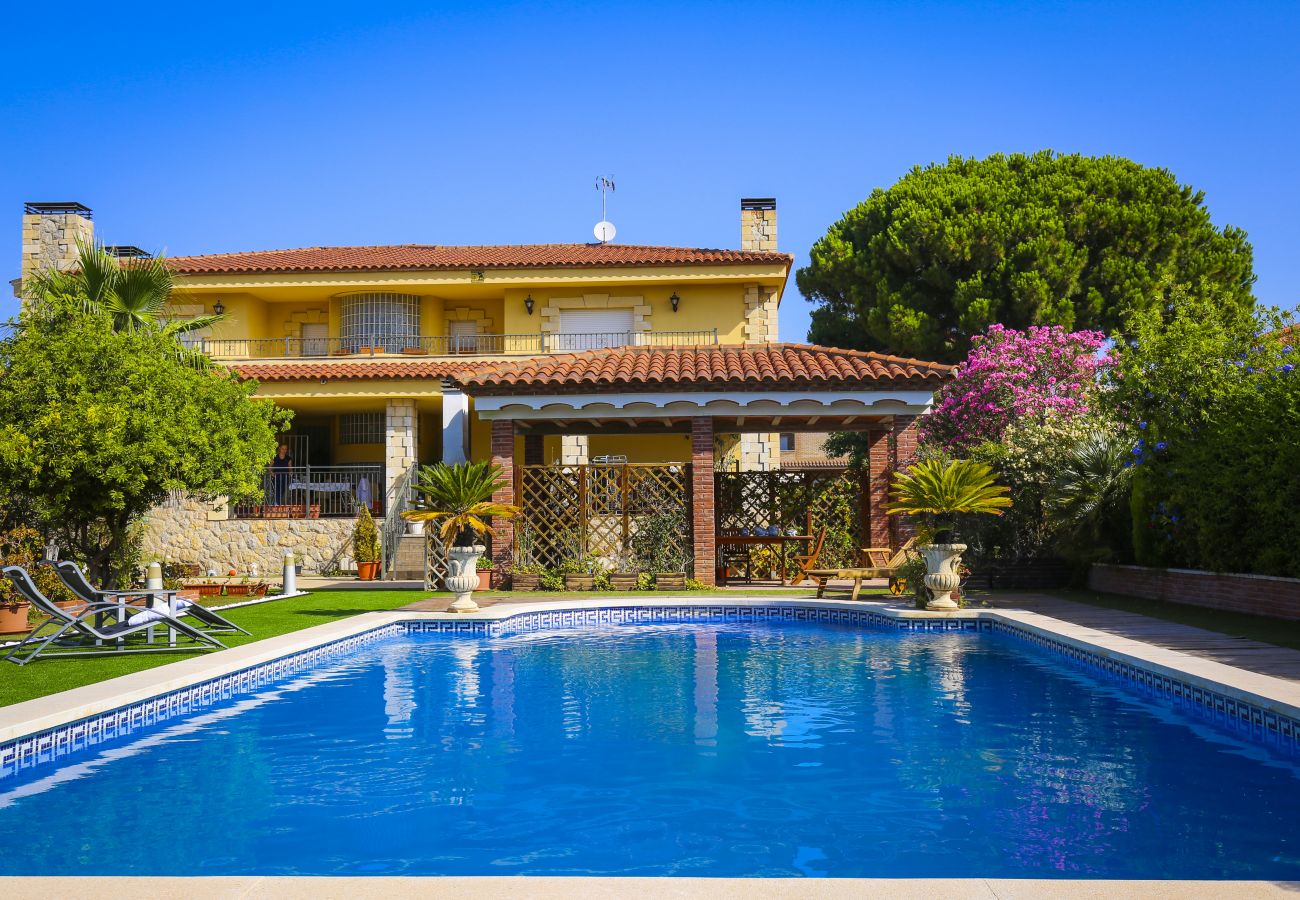 Villa in Cambrils - MAGNIFICA VILLA - Only Families