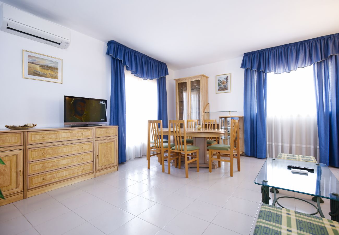 Apartment in Vila Seca - ALBENIZ