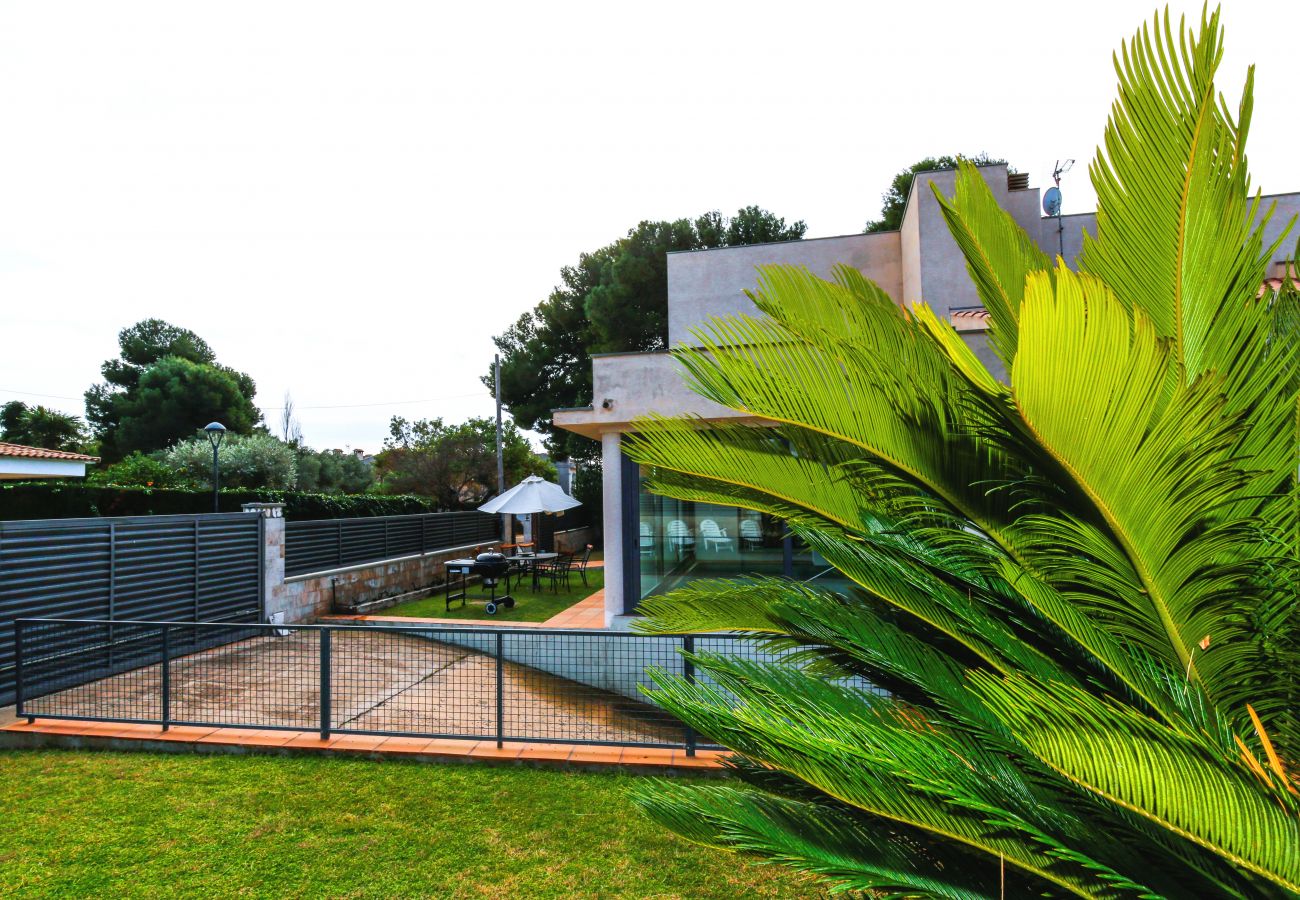 Villa in Cambrils - GIRASOL VILLA