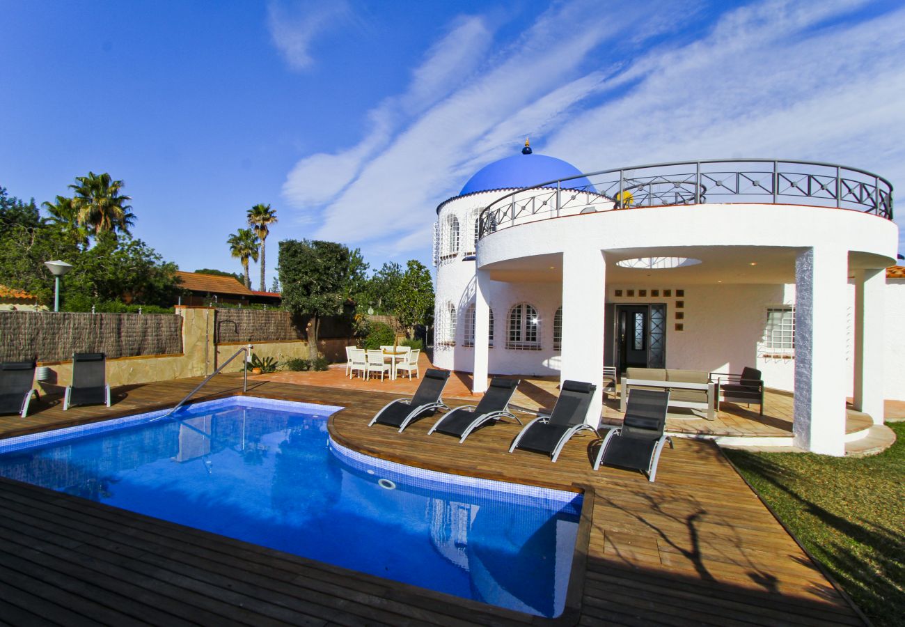 Villa in Cambrils - SANTORINI VILLA