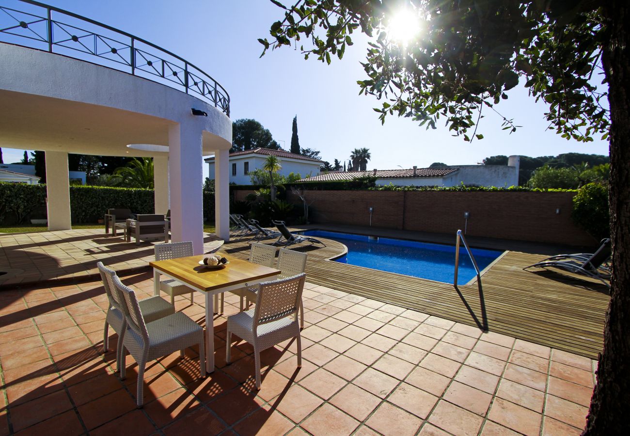 Villa in Cambrils - SANTORINI VILLA