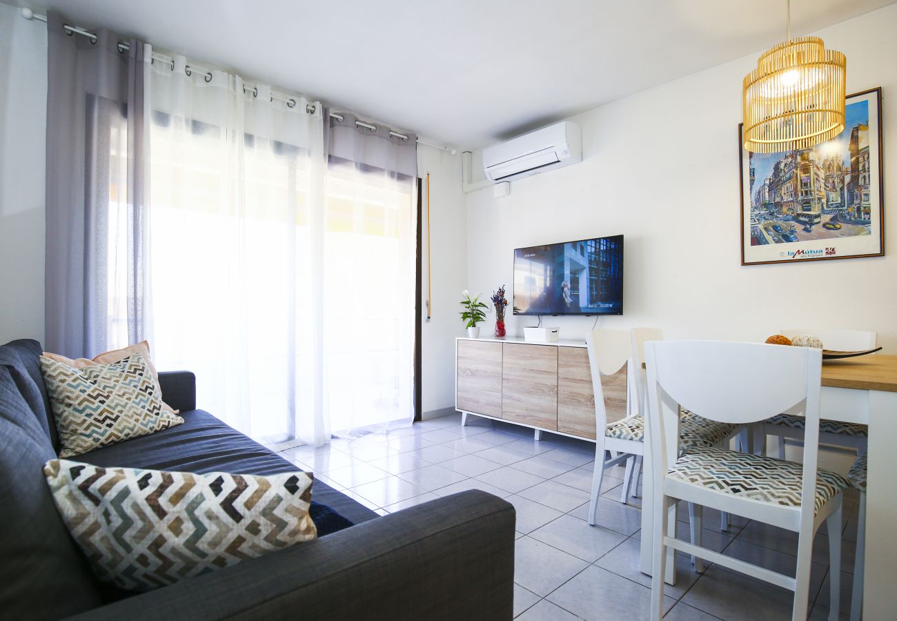 Apartment in Salou - UOLAS