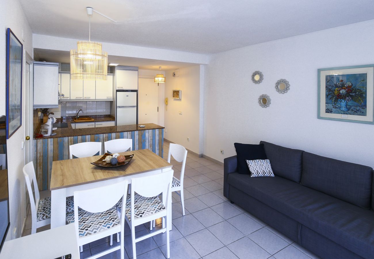 Apartment in Salou - UOLAS