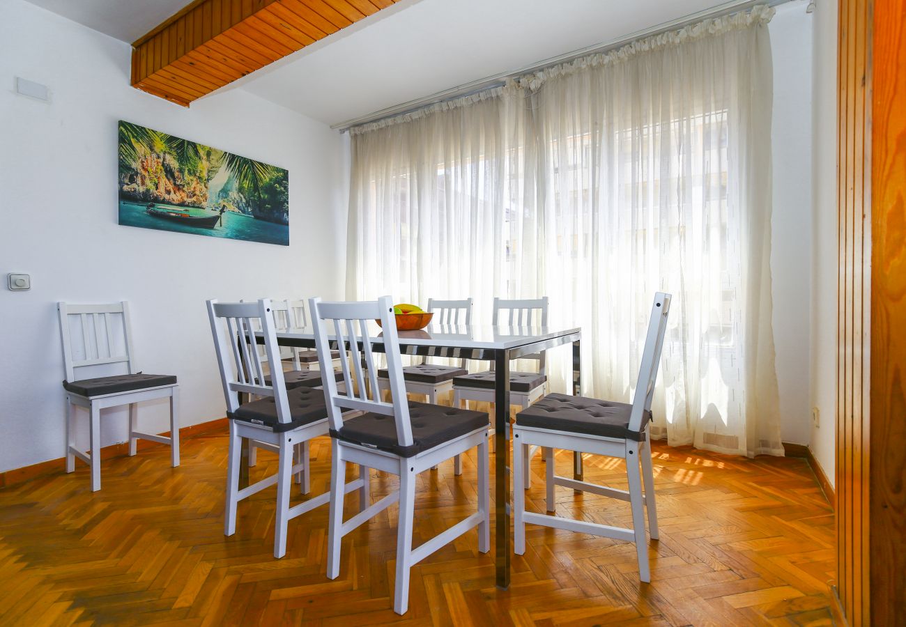 Apartment in La Pineda - DELFINES