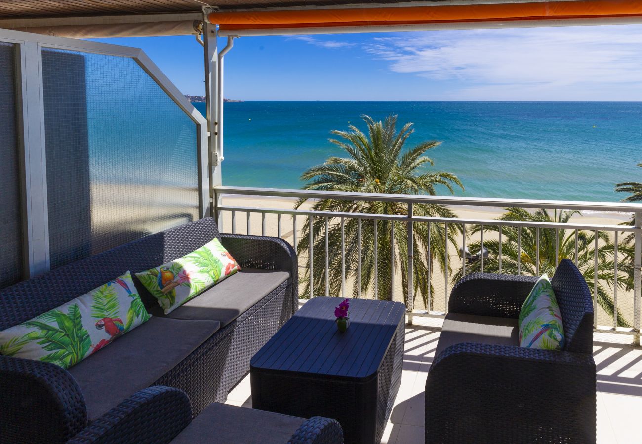 Apartment in Salou - CORONA