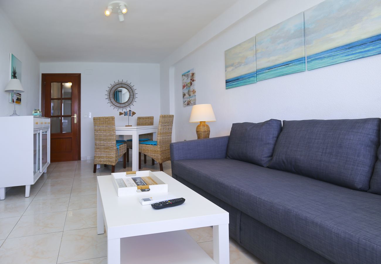 Apartment in Salou - CORONA