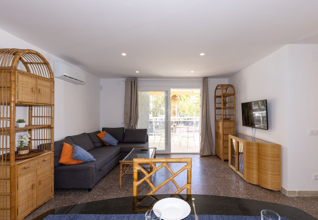 Apartment in Salou - RHIN