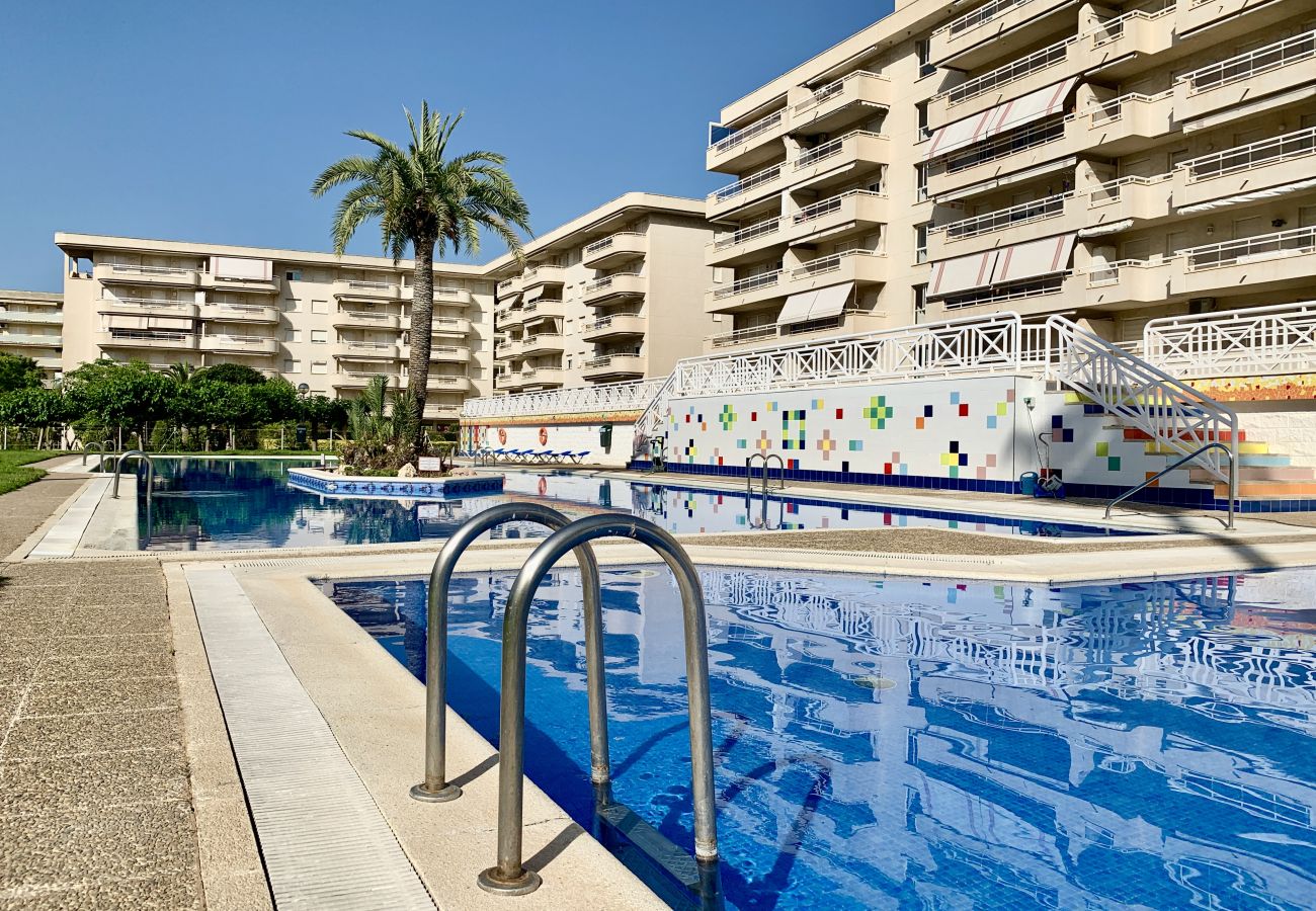 Apartment in La Pineda - AQUAMARINA COMPLEX